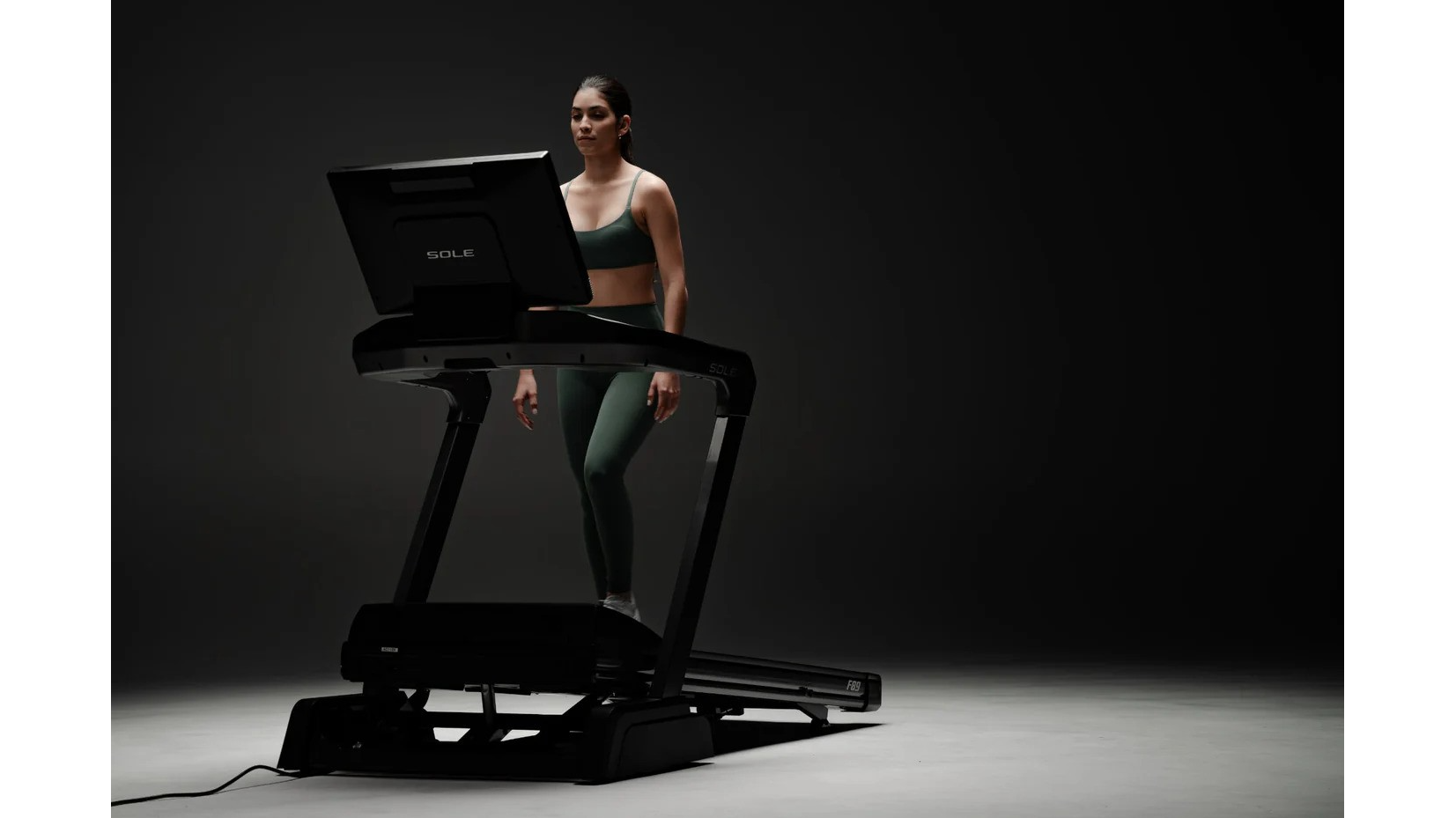 Elliptical vs Treadmill Comparison For Effective Cardio Workouts: Guide Released