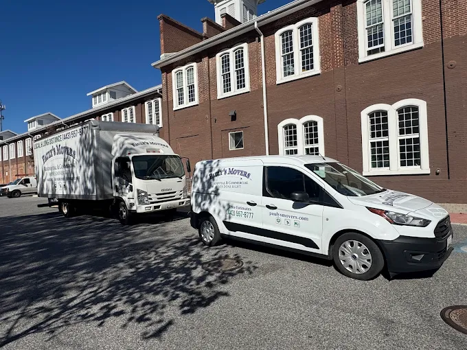 Richmond’s Tight Parking Solutions: Pauly’s Movers’ Urban Move Tactics